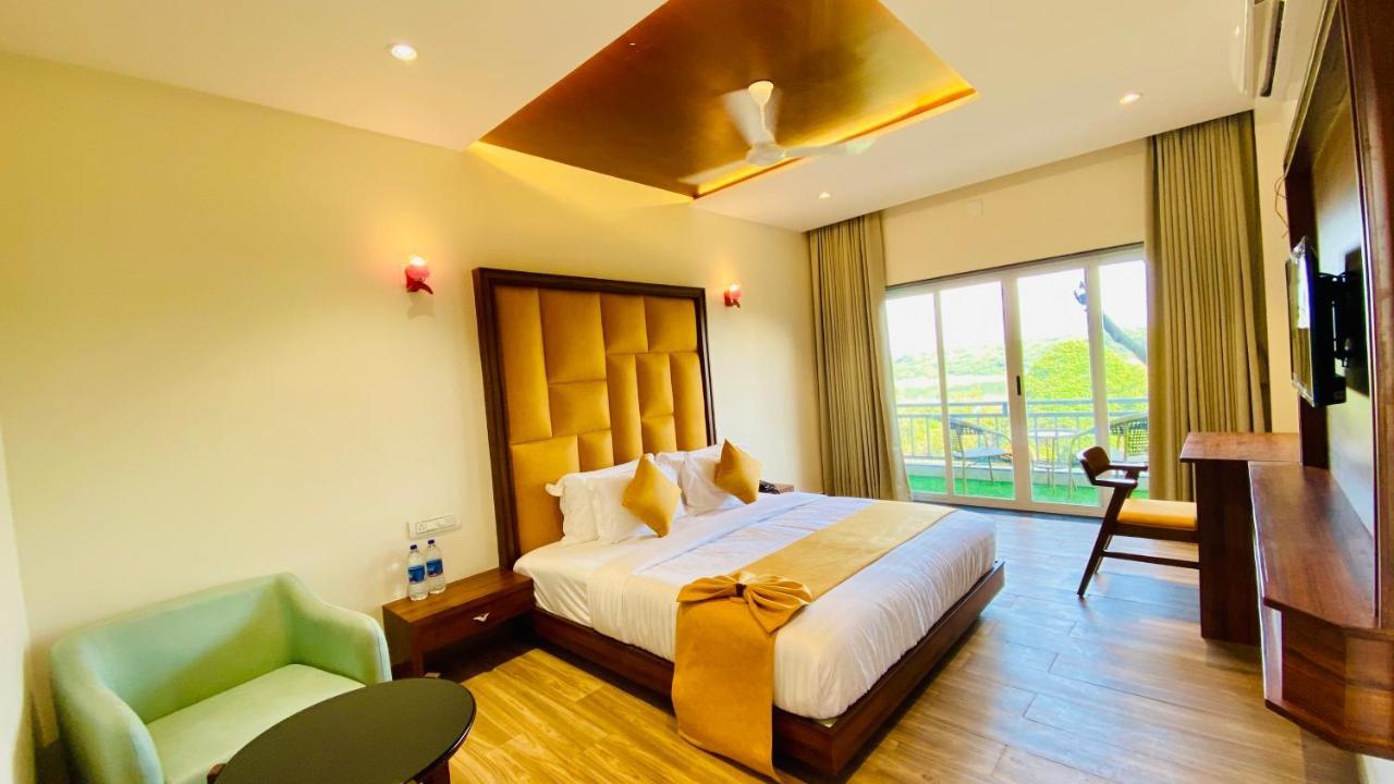 Krishna Riverside Resort Vasad Exteriör bild